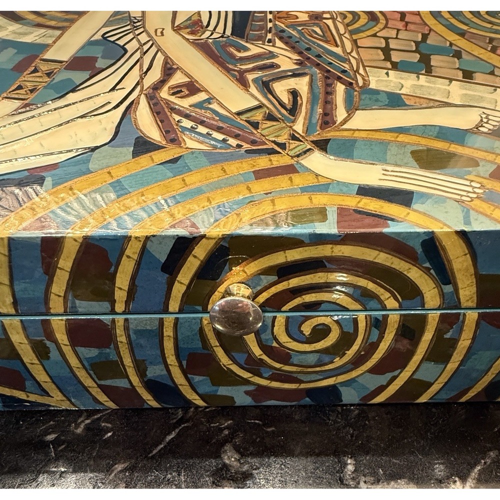 La Belle Art Decorated Lacquered Wood Box Treasure Box Hand Painted 12x12x5 1/8" - Picture 8 of 12